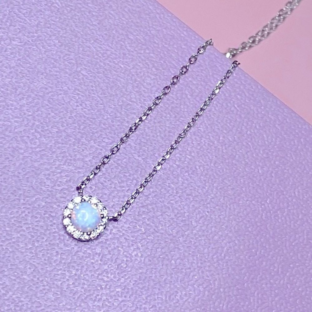 💛 BNIB 925 Opal w/ CZ Halo Pendant Necklace